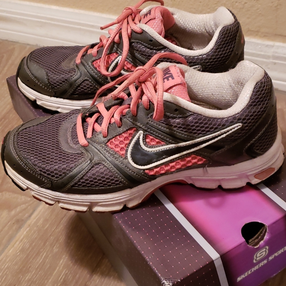Nike Sneakers